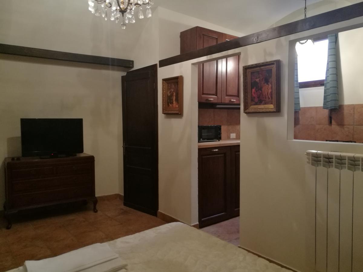 Legacy Bed & Breakfast Sulmona Ngoại thất bức ảnh