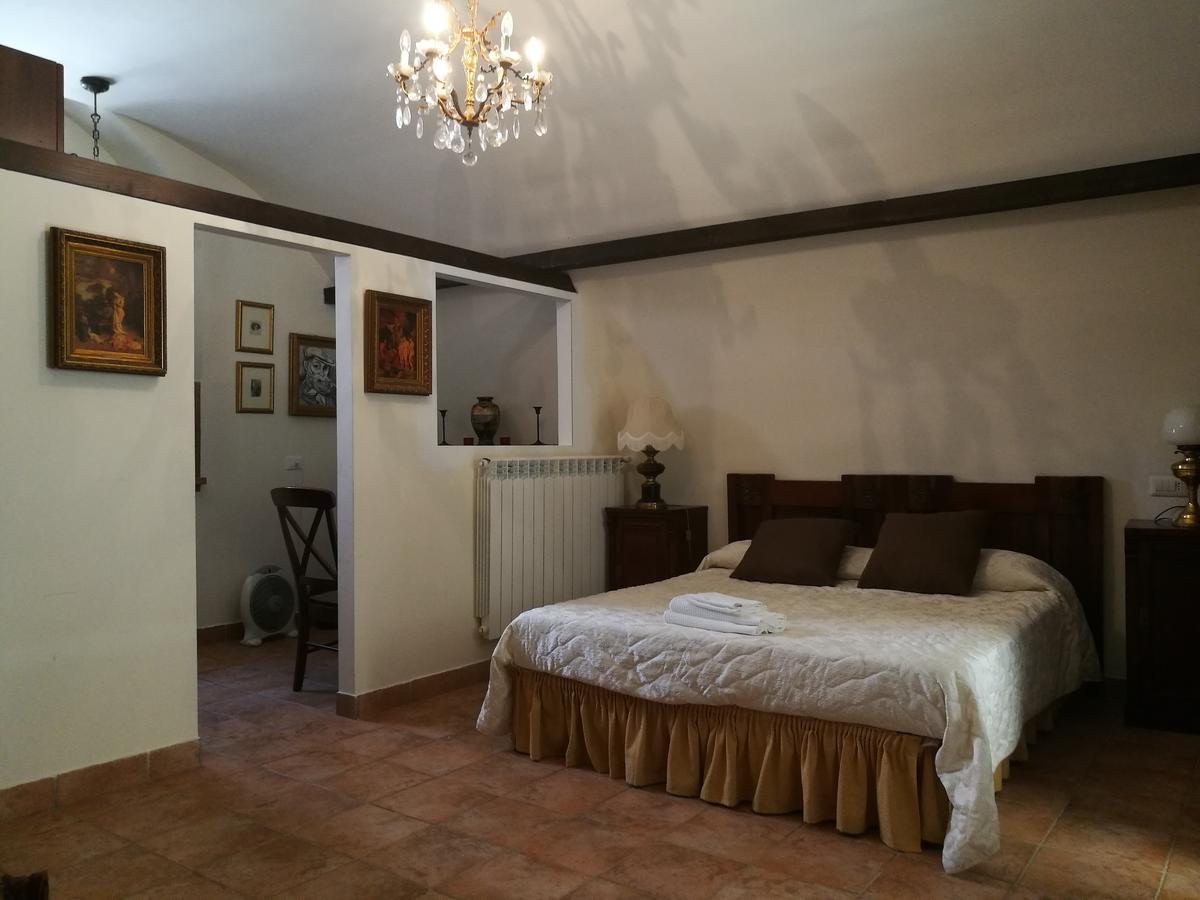 Legacy Bed & Breakfast Sulmona Ngoại thất bức ảnh