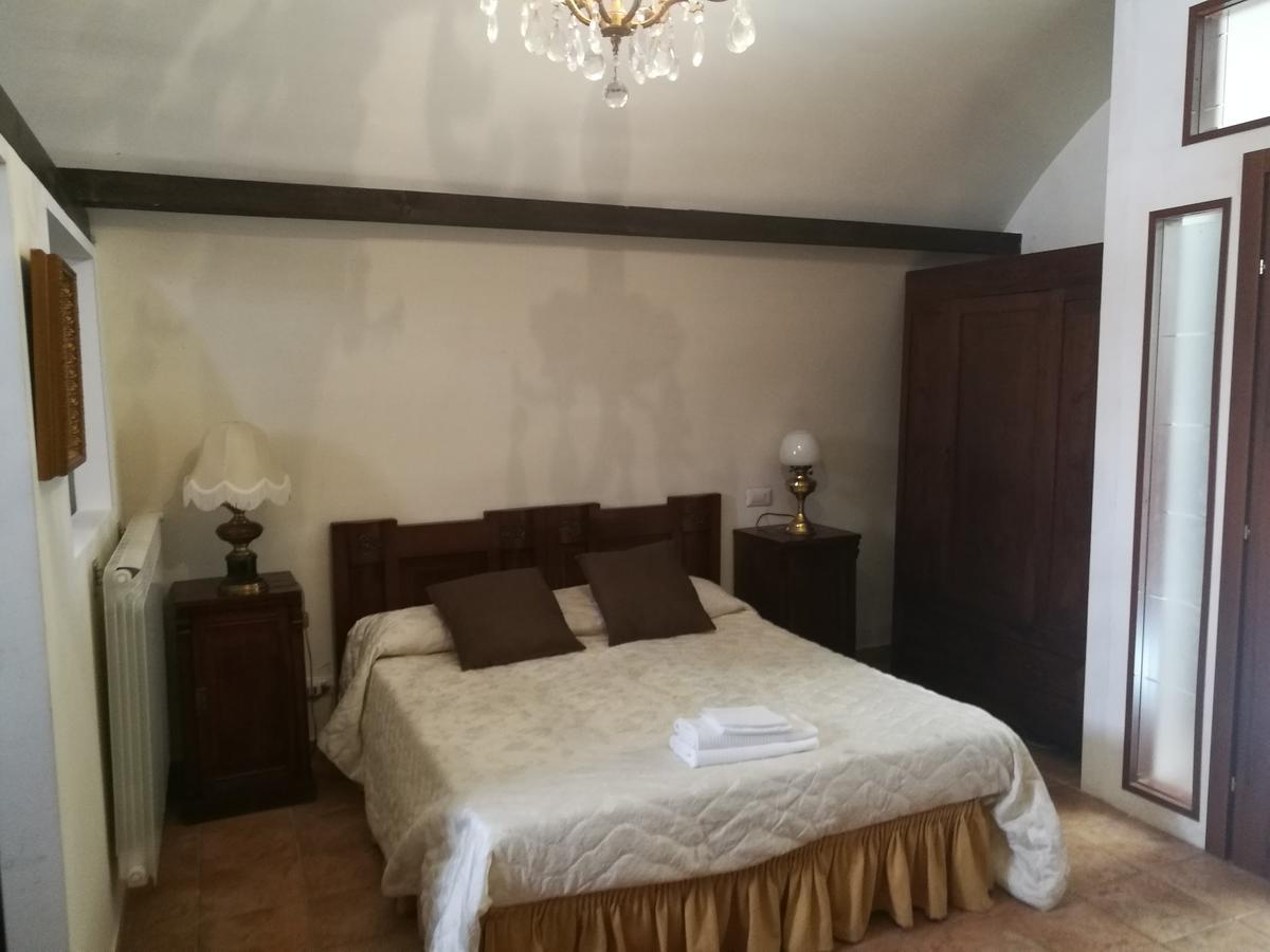 Legacy Bed & Breakfast Sulmona Ngoại thất bức ảnh