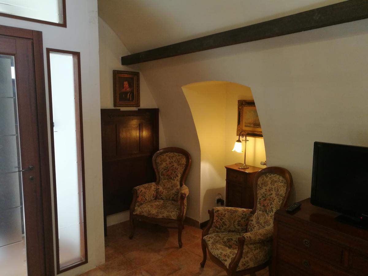 Legacy Bed & Breakfast Sulmona Ngoại thất bức ảnh