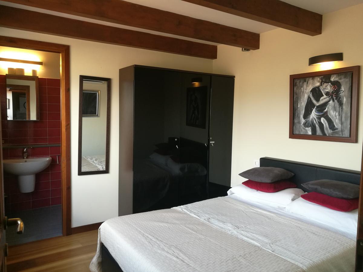 Legacy Bed & Breakfast Sulmona Ngoại thất bức ảnh